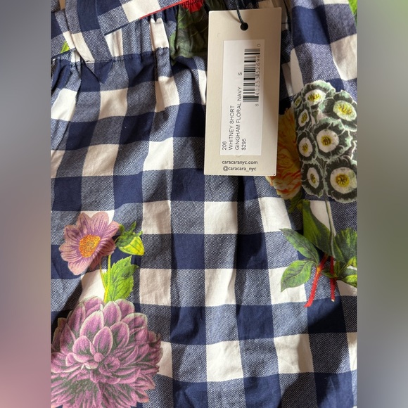 Cara Cara Whitney Gingham Floral Shorts - Picture 5 of 7